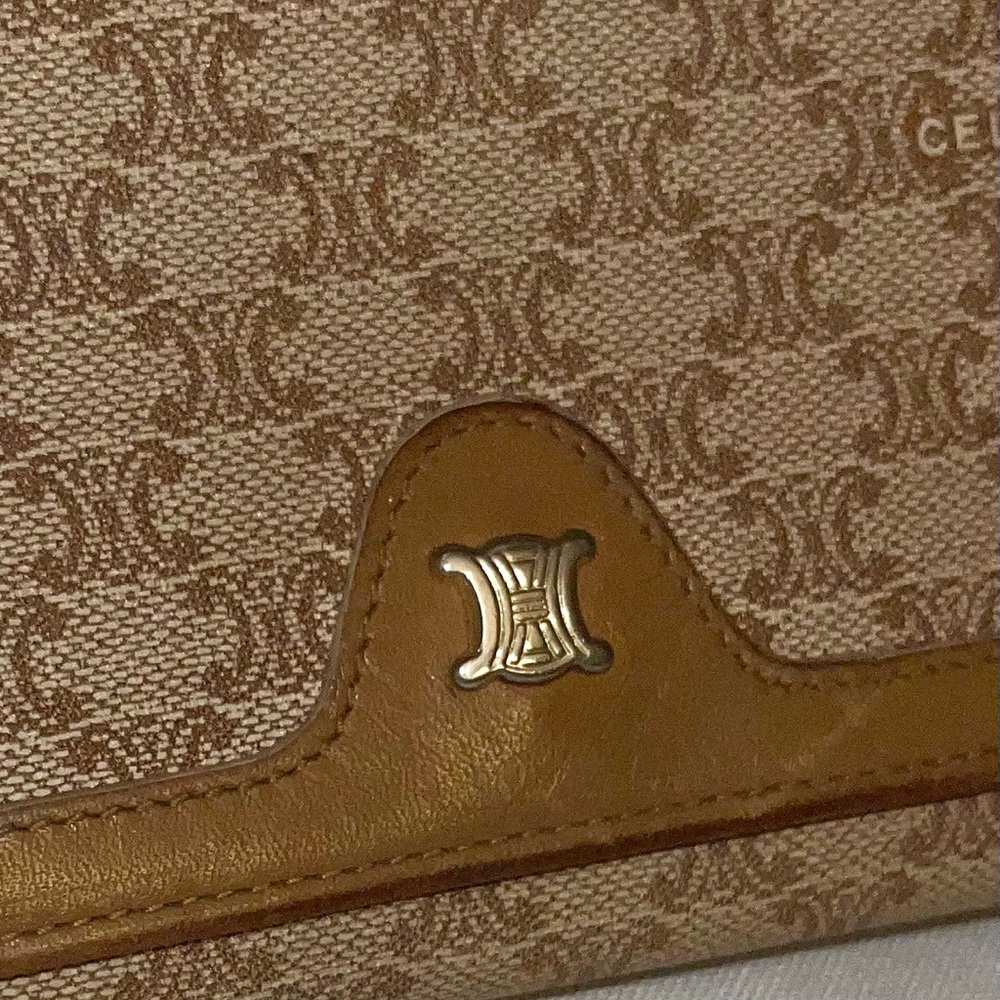 CELINE Tan Kisslock Long Wallet EUC Macadam Print in Leather & Coated Canvas - Picture 3 of 15